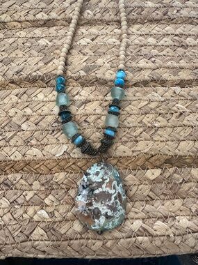 Bohemian Turquoise Pendant Beaded Necklace - Blue Green